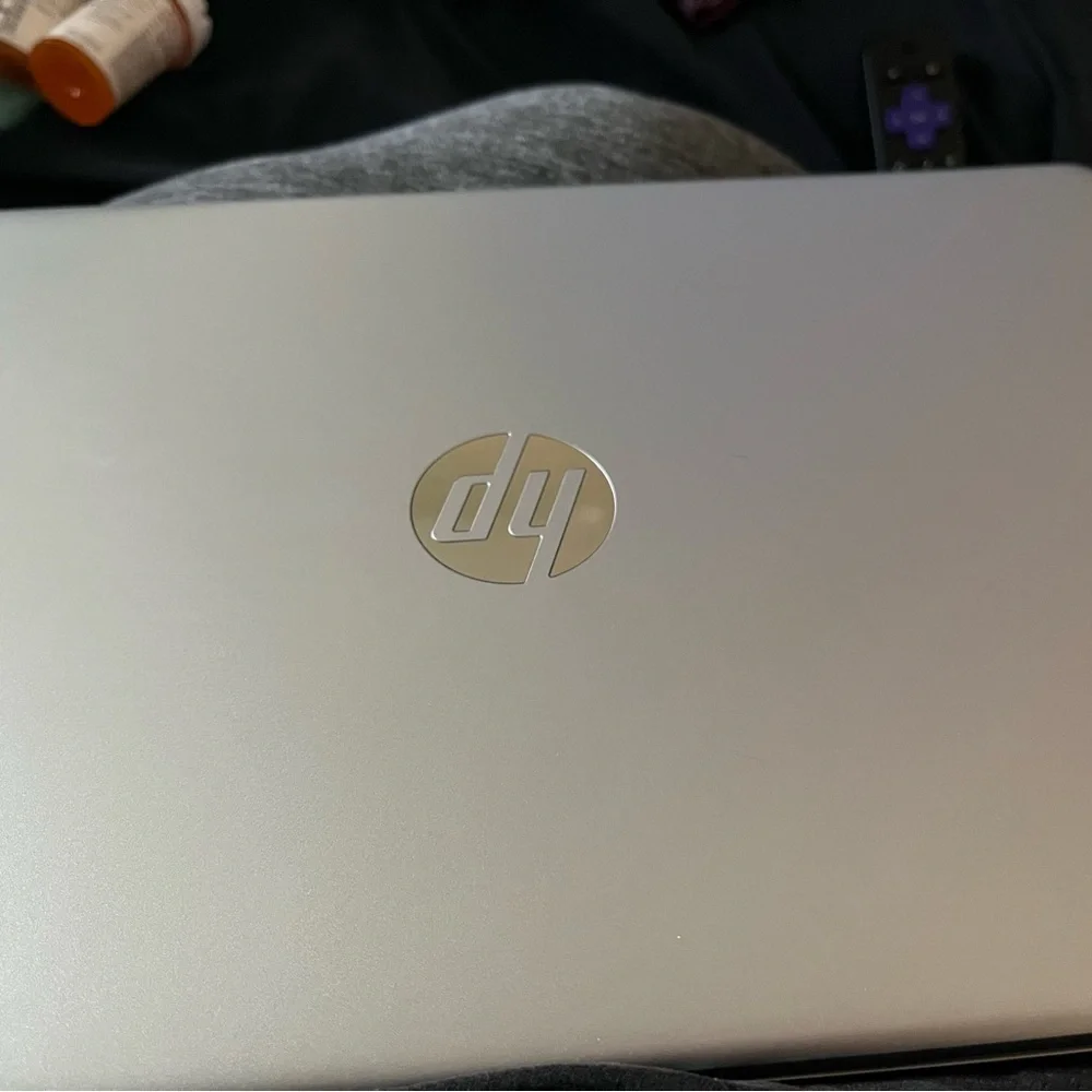 Hp labtop 15 inch with charger